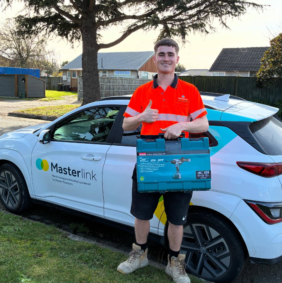 Masterlink apprentice Quinn with his new Makita 18V Hammer Drill